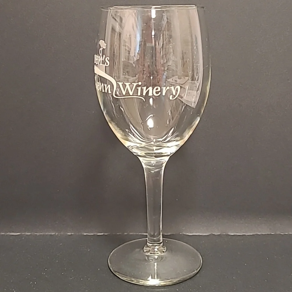 Set of 4 Ravens Glenn Winery Glasses